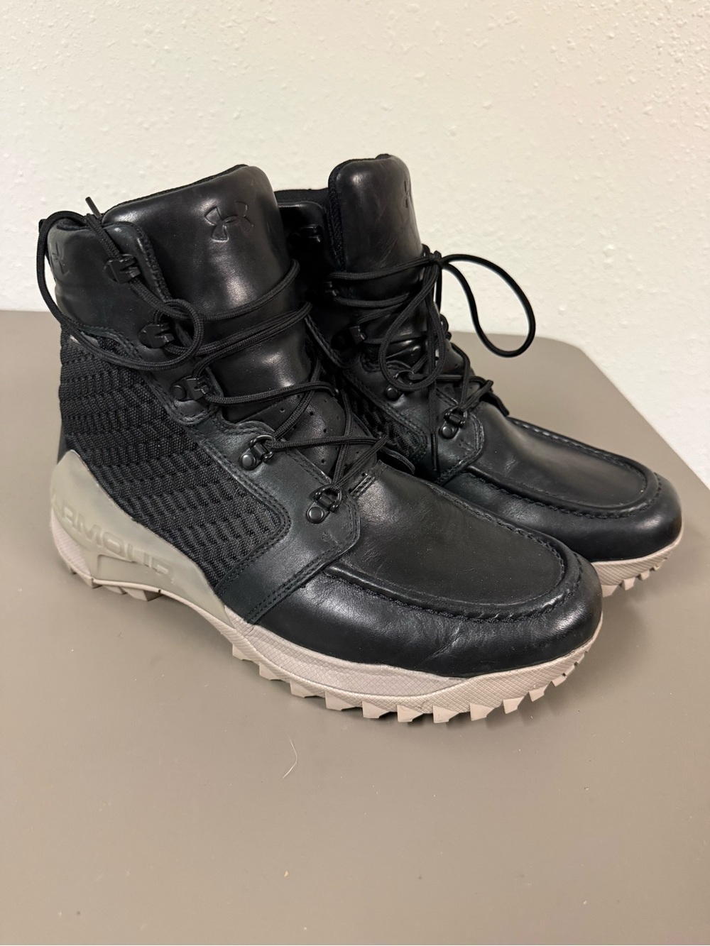 Under Armour Men's Black Leather Boot with Anafoam, Goretex, & Vibram soles